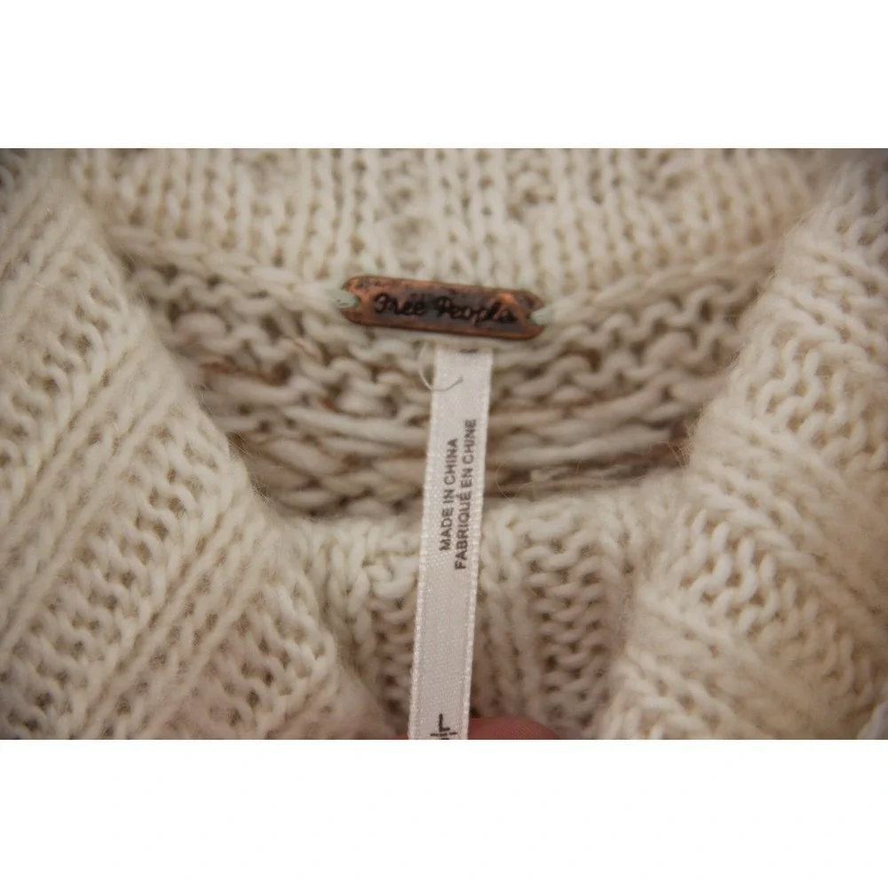 Free People great sweater